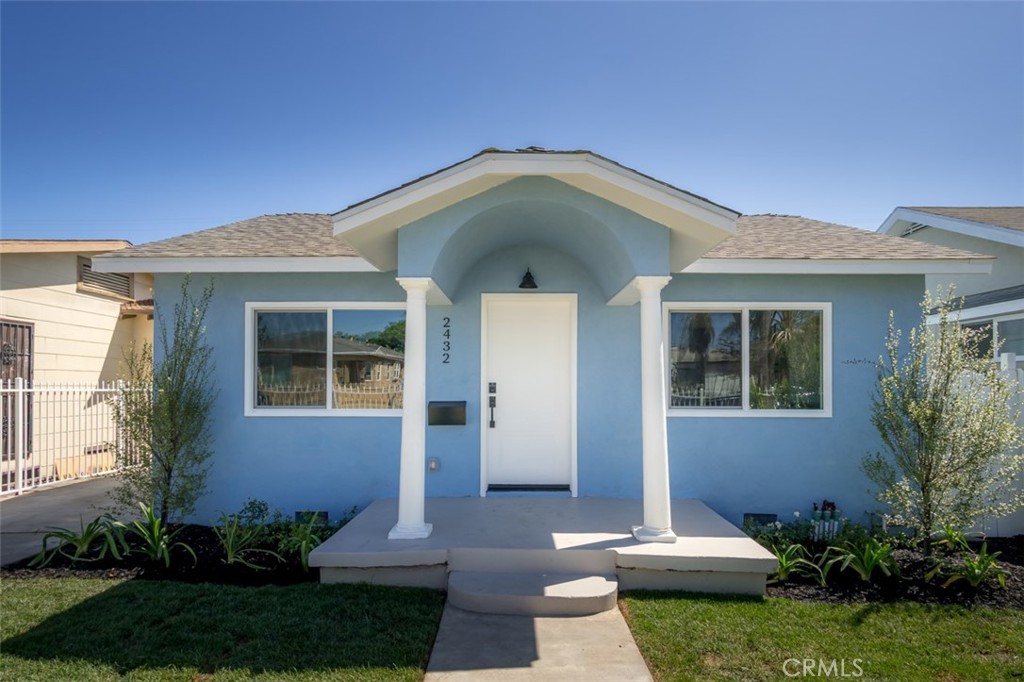 2432 Exposition Place Property Photo 1