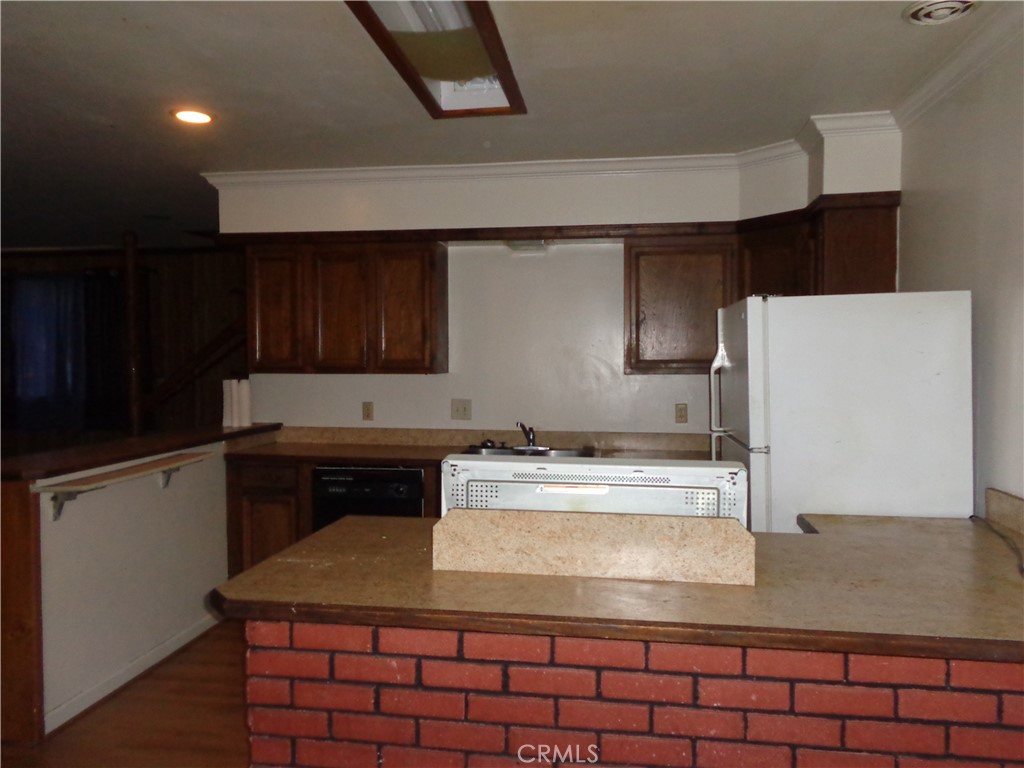 1021 Coulter Pine Property Photo 12