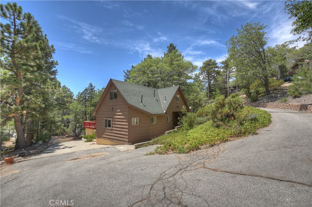 707 Briar Lane Property Photo 40