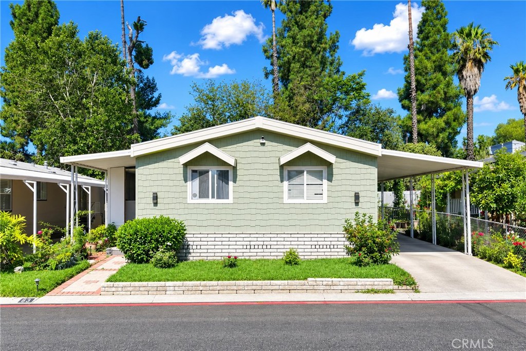 494 S Macy 63 Property Photo 1