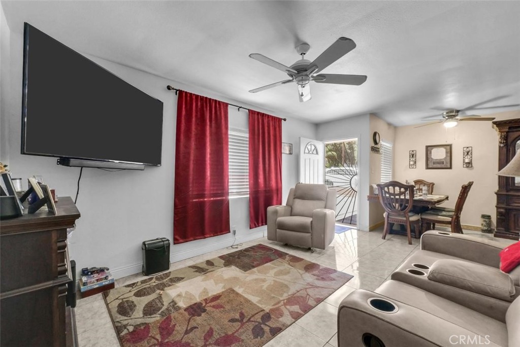 2295 Ramona Property Photo 4