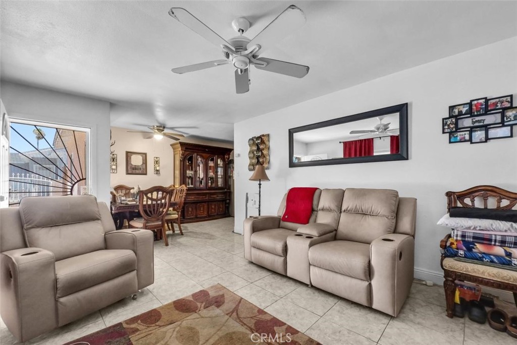 2295 Ramona Property Photo 5