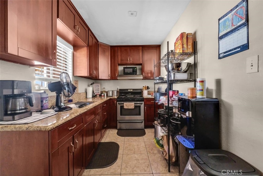 2295 Ramona Property Photo 9