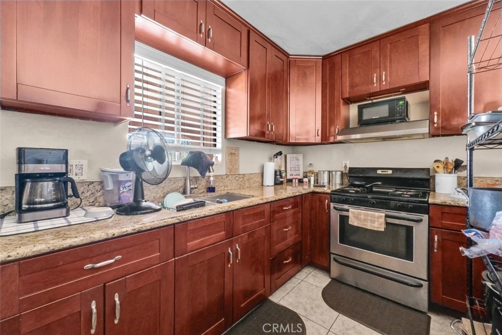 2295 Ramona Property Photo 11