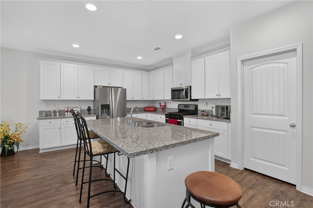 15450 Black Shadow Property Photo 10