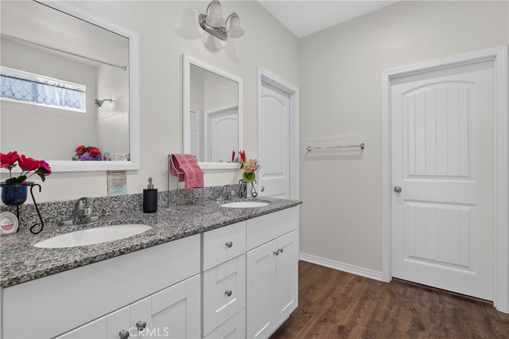 15450 Black Shadow Property Photo 17