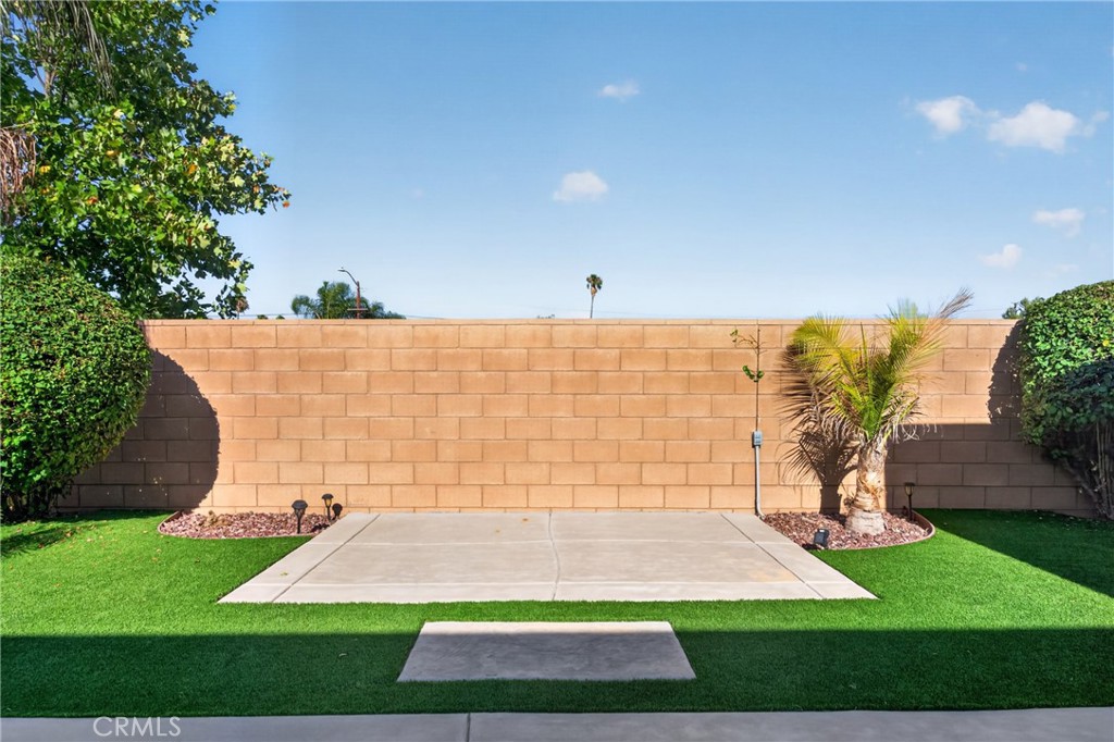 15450 Black Shadow Property Photo 22