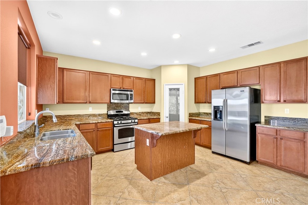 10918 Clover Property Photo 15