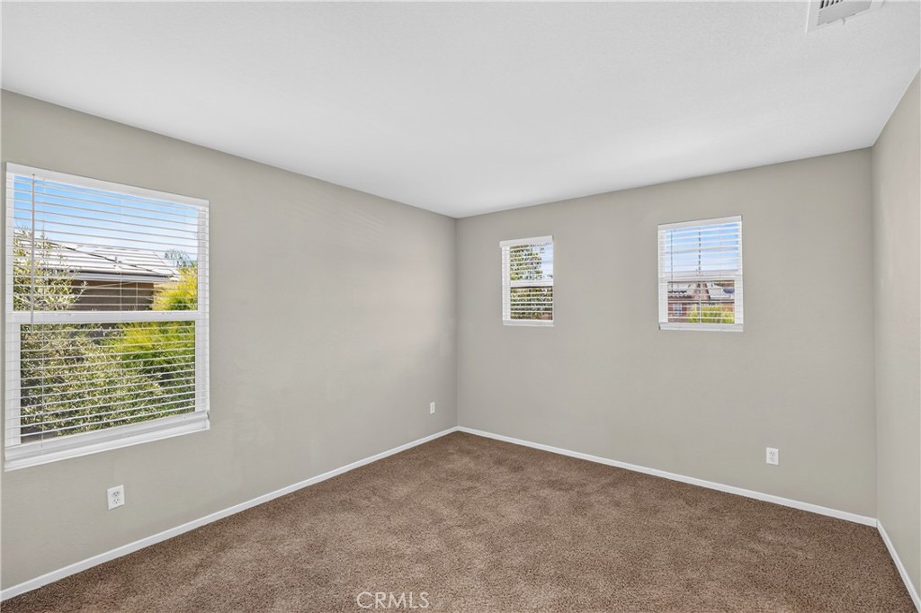 10918 Clover Property Photo 26