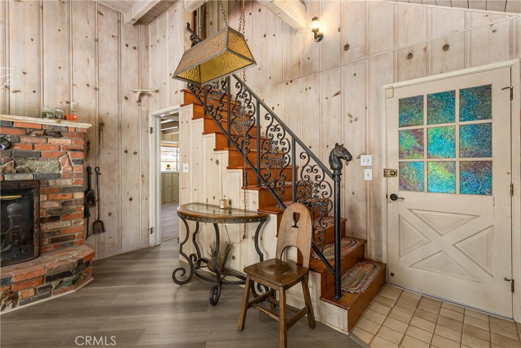 208 Lytle Property Photo 15