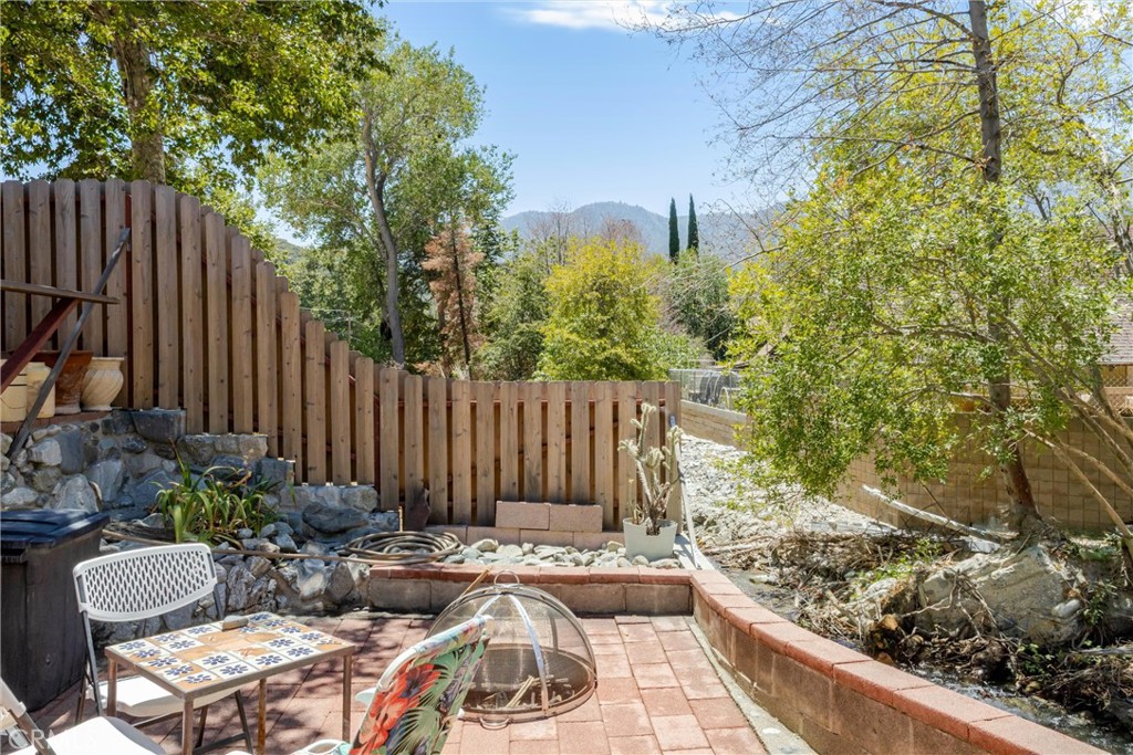 208 Lytle Property Photo 27