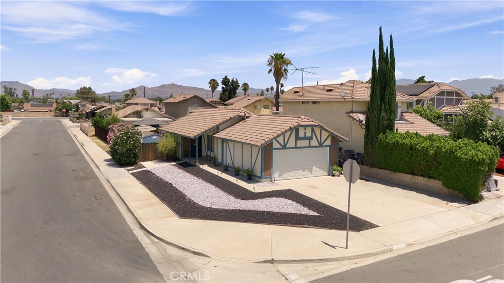 24280 Gabriel Property Photo 2