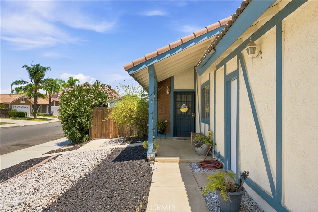 24280 Gabriel Property Photo 4