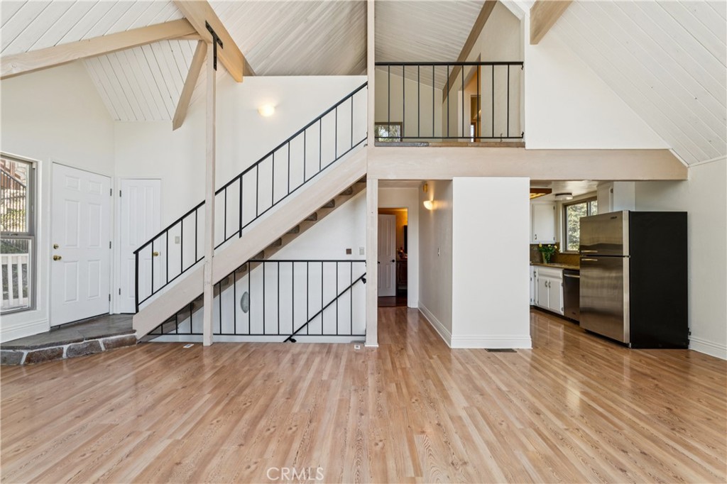 27711 Alpen Property Photo 11