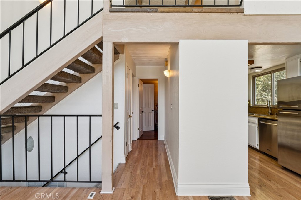 27711 Alpen Property Photo 12