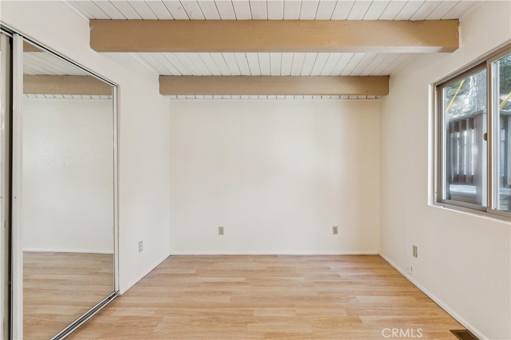 27711 Alpen Property Photo 14