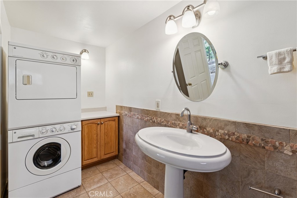 27711 Alpen Property Photo 26
