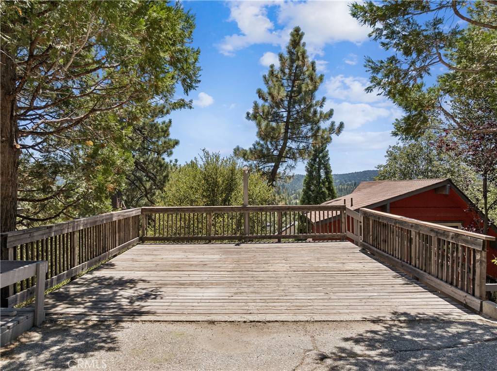 27711 Alpen Property Photo 34