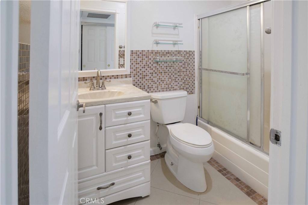23266 Orange 1 Property Photo 9