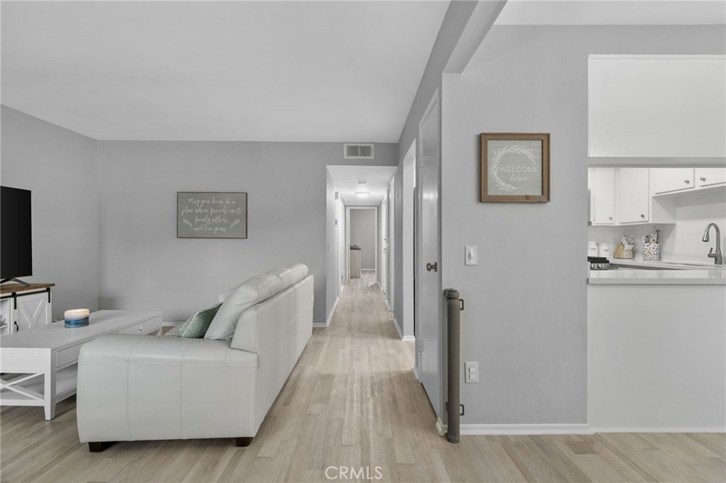 1411 Clemson Way Property Photo 3