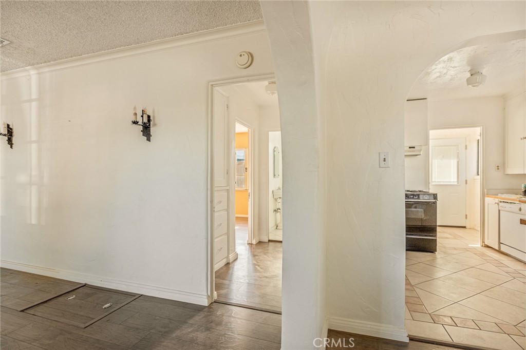 212 11th Street Property Photo 6