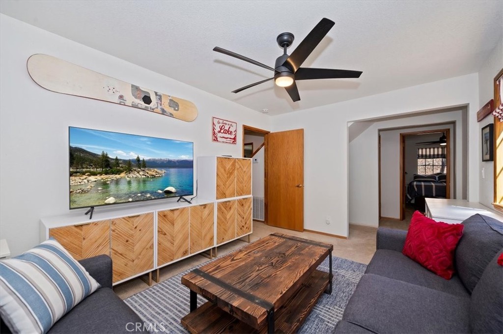 27398 Matterhorn Drive Property Photo 29