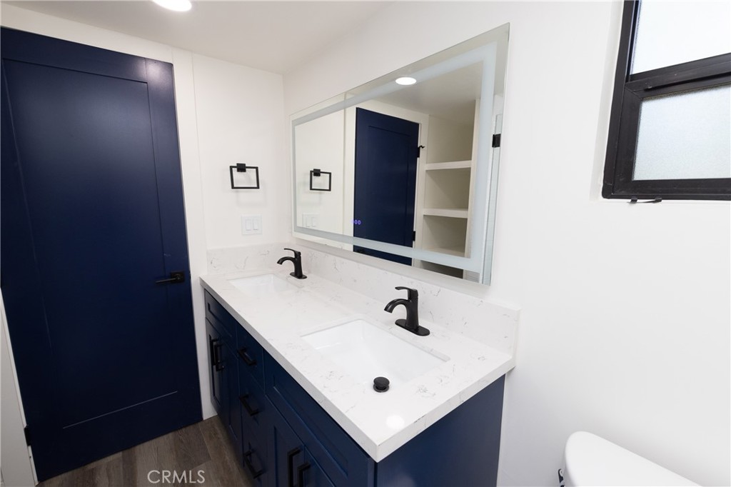 1592 Trinity Court Property Photo 7