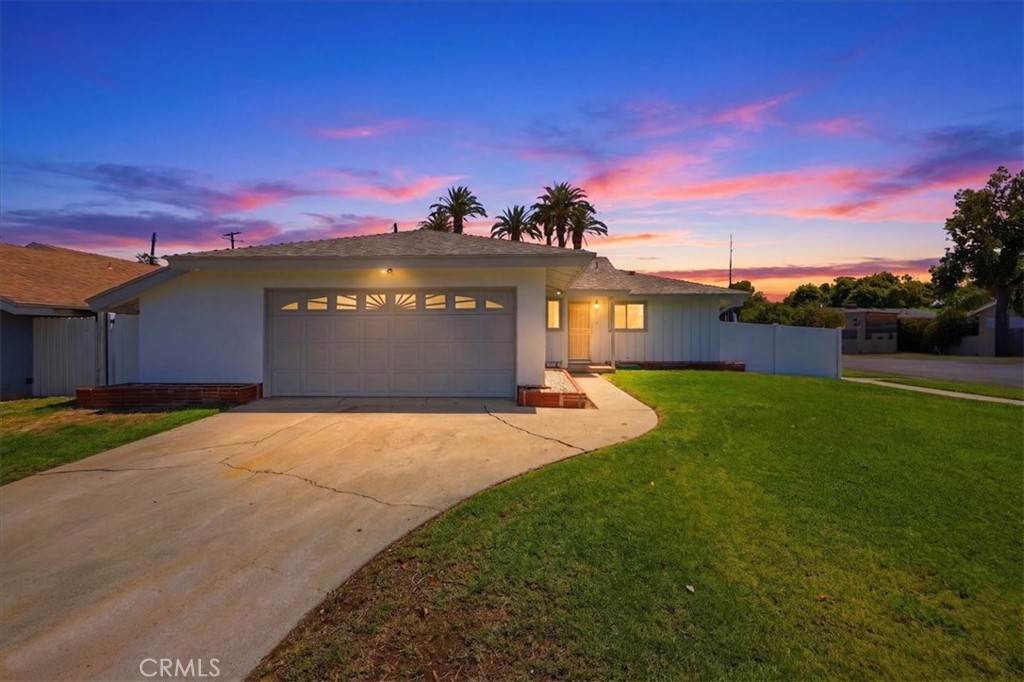 4305 Salerno Property Photo 1