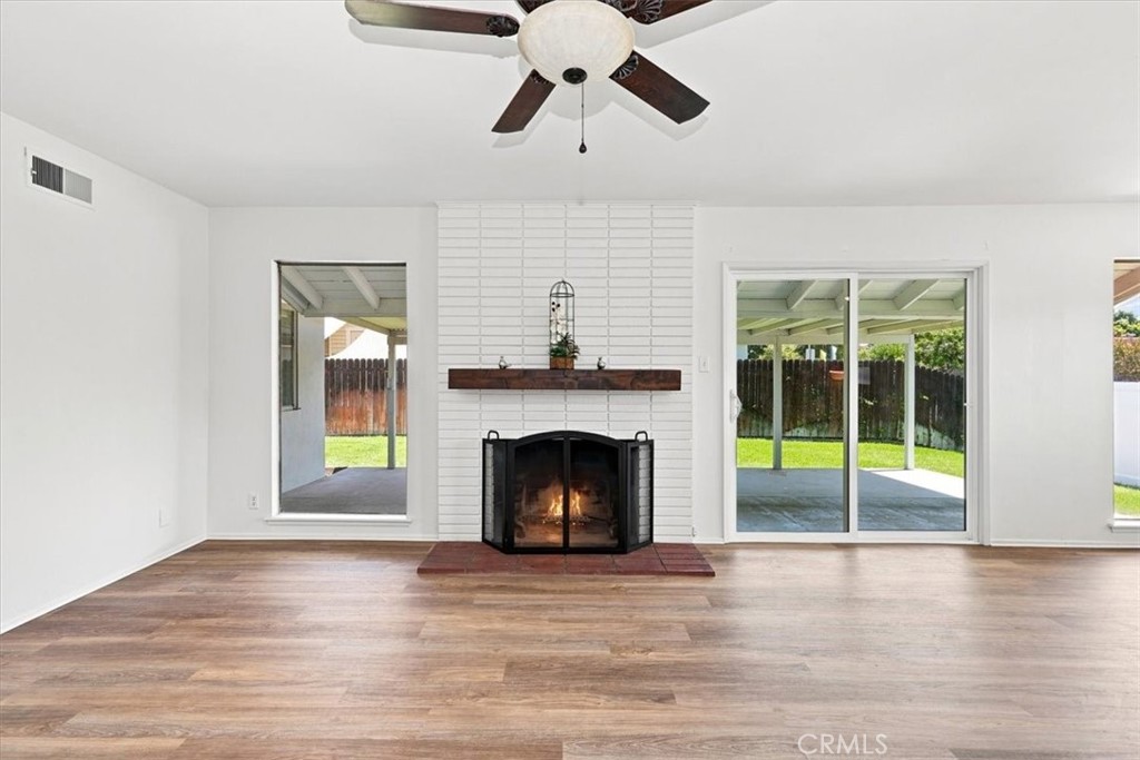 4305 Salerno Property Photo 9