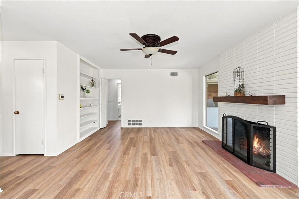 4305 Salerno Property Photo 11