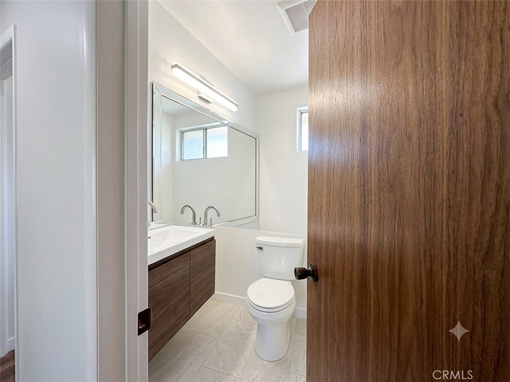 965 Hazel Avenue Property Photo 6