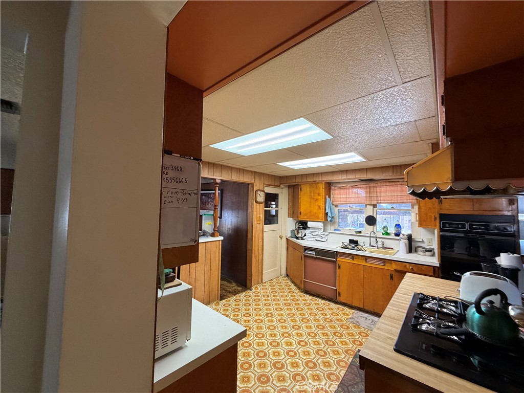 965 Hazel Avenue Property Photo 7