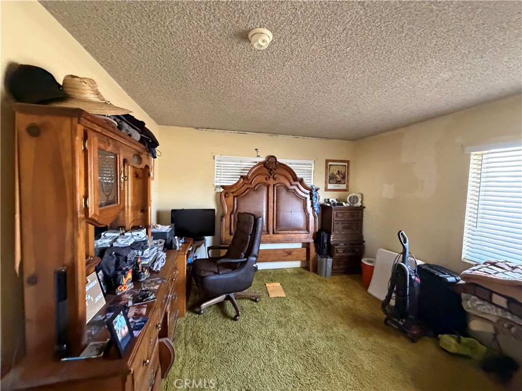 965 Hazel Avenue Property Photo 27