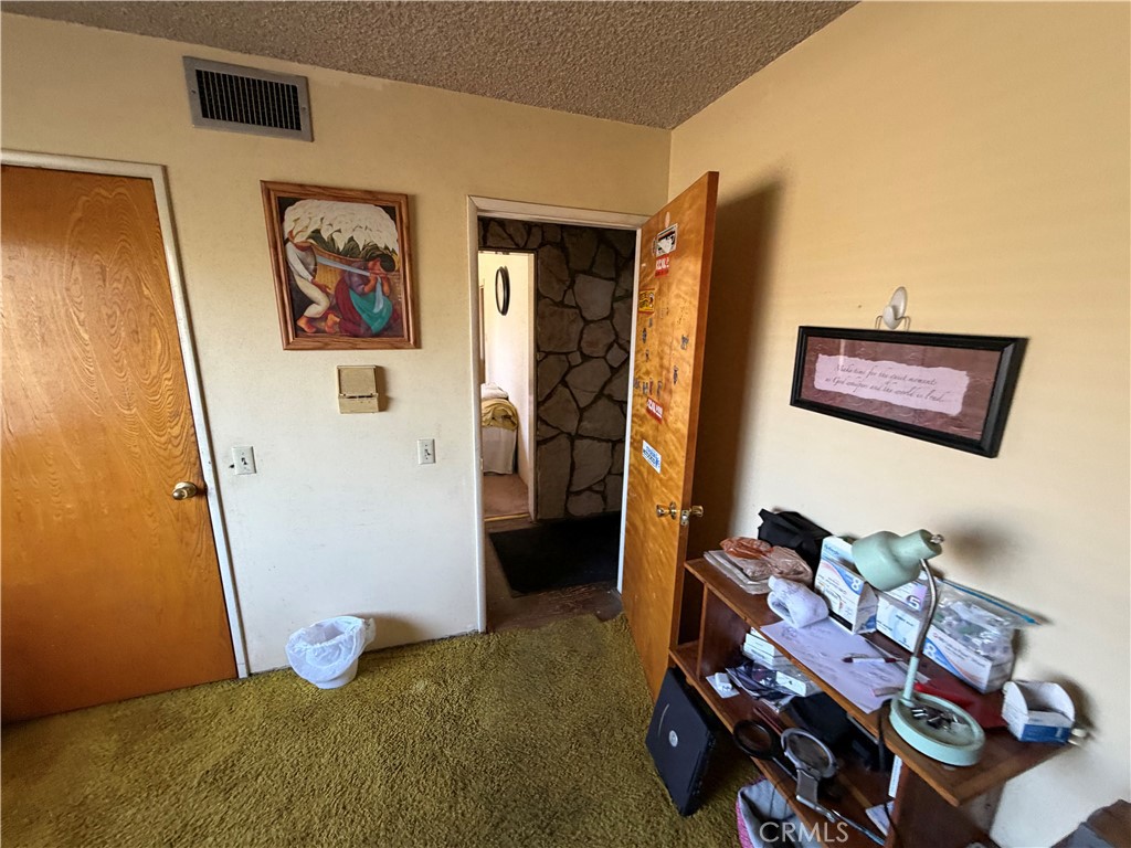 965 Hazel Avenue Property Photo 29