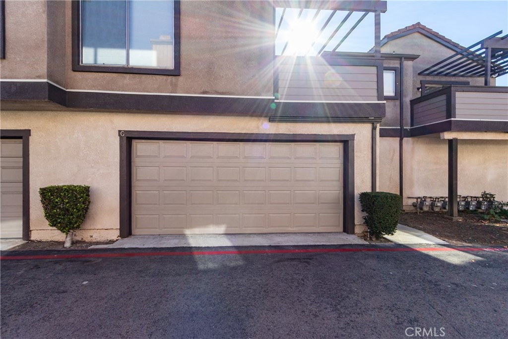 1814 N Vineyard G Property Photo 3