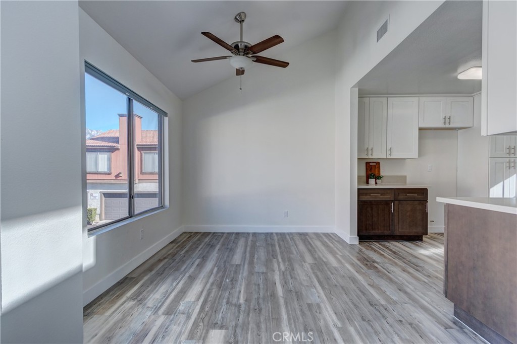 1814 N Vineyard G Property Photo 10