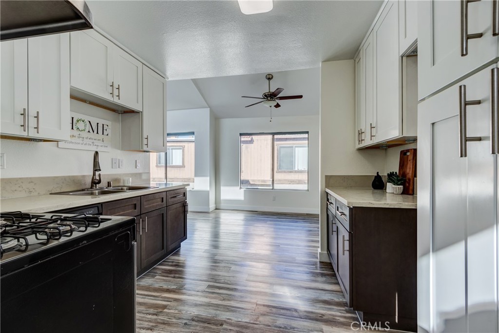 1814 N Vineyard G Property Photo 15