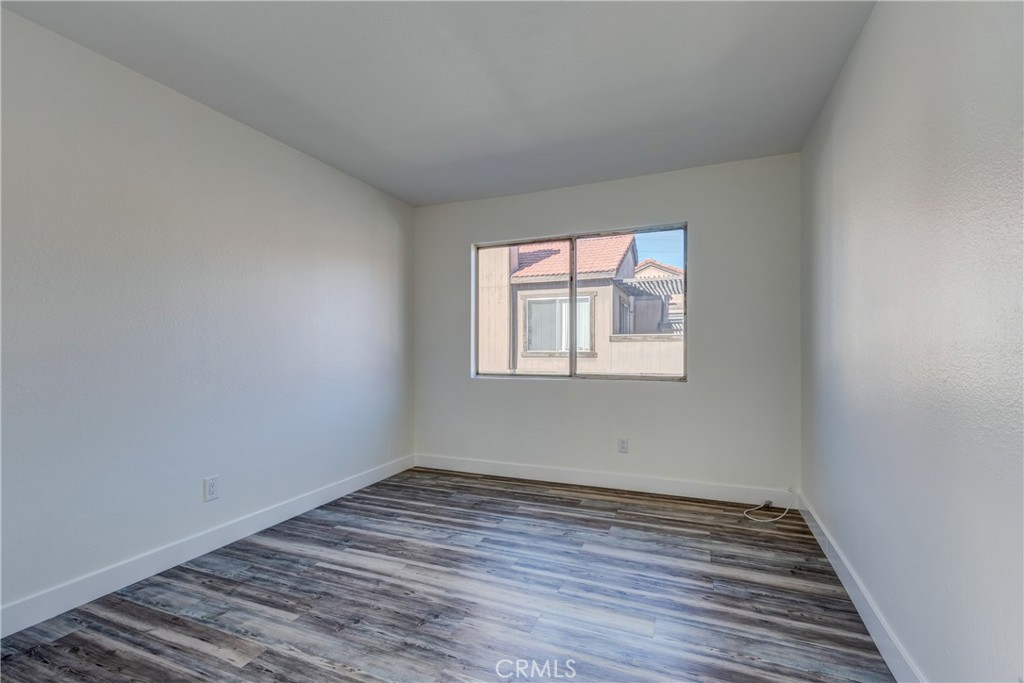 1814 N Vineyard G Property Photo 17