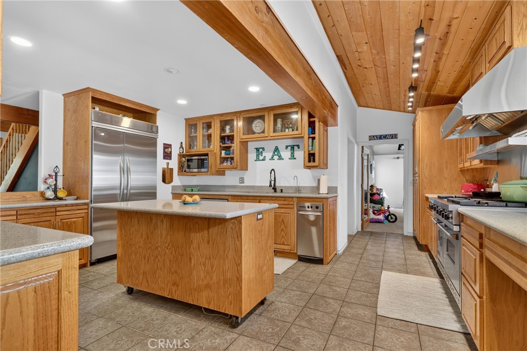 77 Park Drive Property Photo 14
