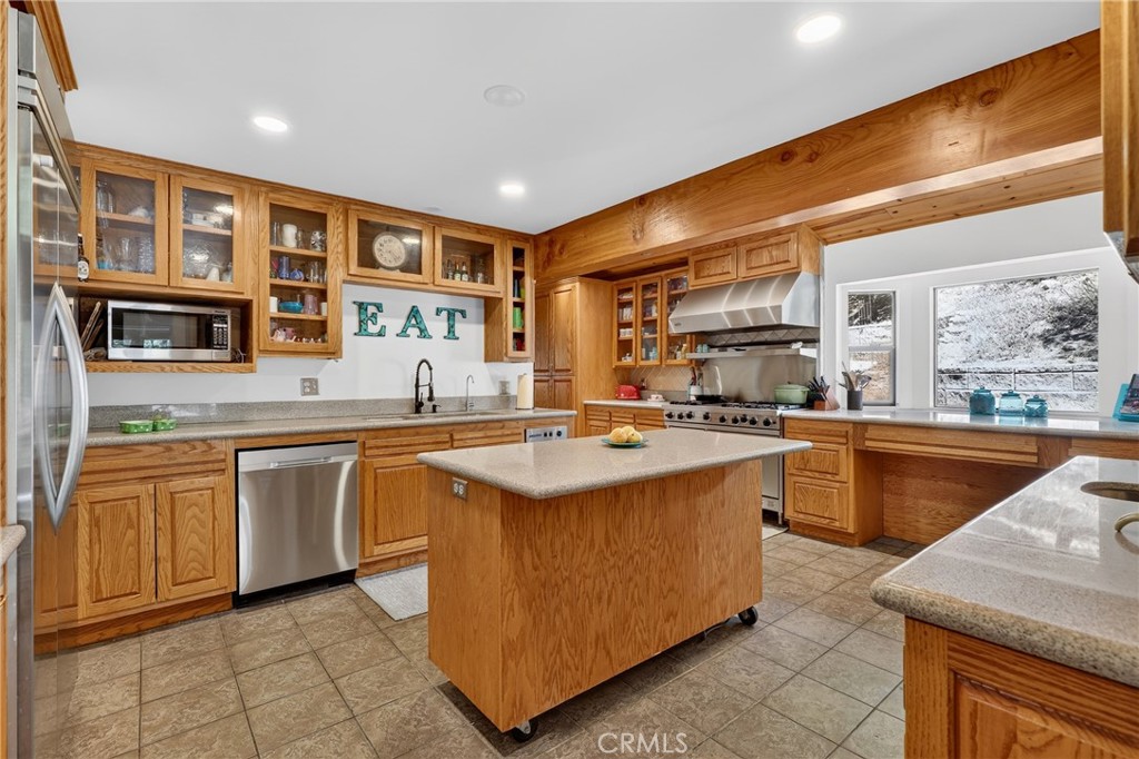 77 Park Drive Property Photo 16