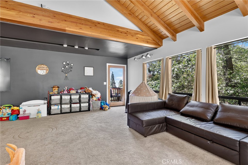 77 Park Drive Property Photo 28