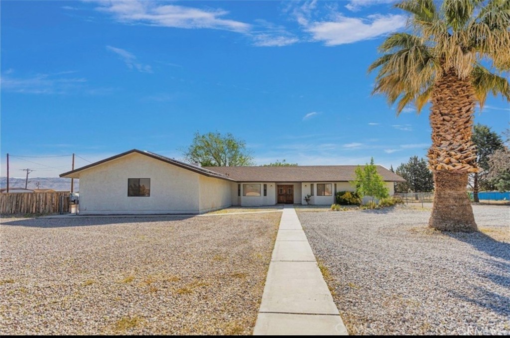 14829 Navajo Road Property Photo 1