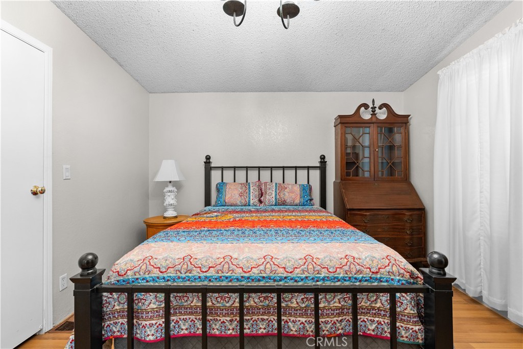 25293 Redlands 21 Property Photo 9