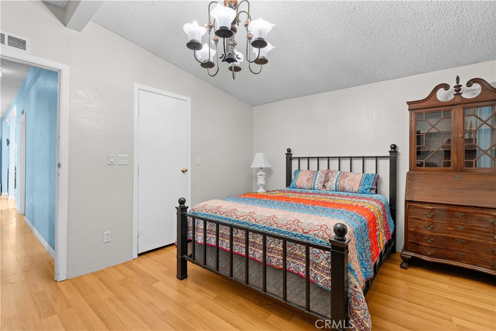 25293 Redlands 21 Property Photo 10