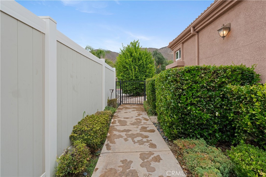 1718 Carrera Drive Property Photo 24