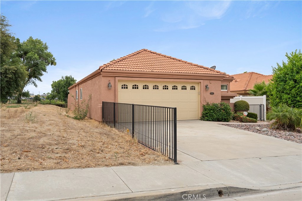 1718 Carrera Drive Property Photo 33