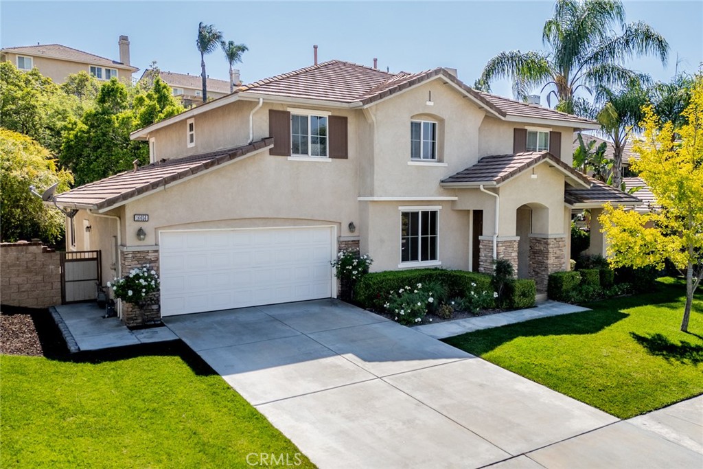 16656 Carob Property Photo 4