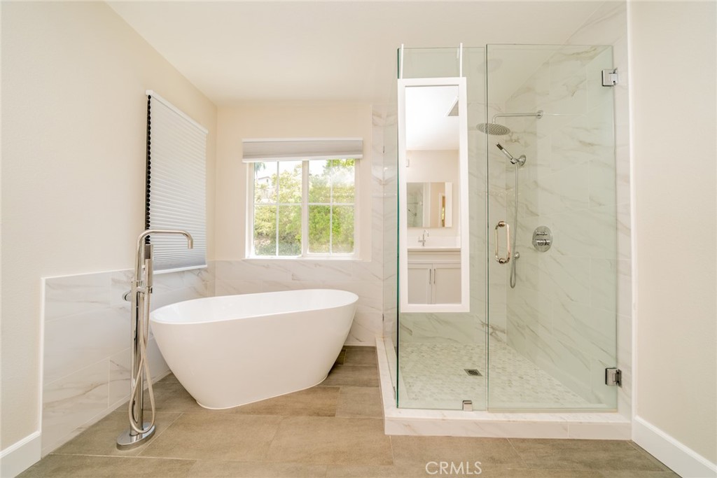 16656 Carob Property Photo 24