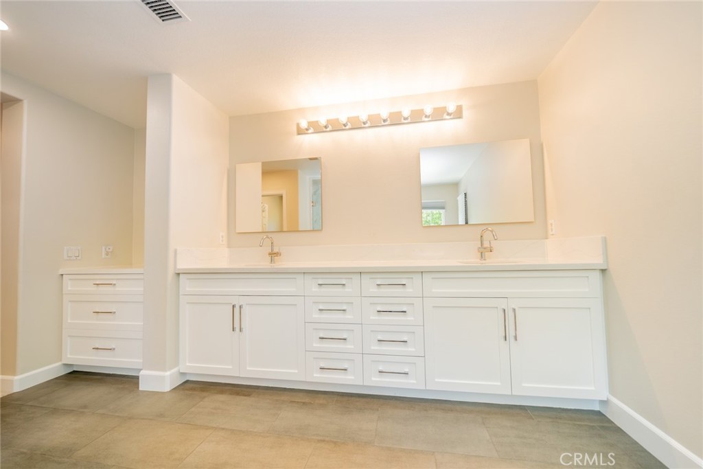 16656 Carob Property Photo 25