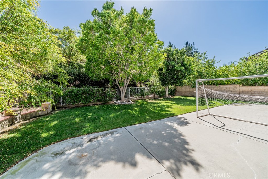 16656 Carob Property Photo 34